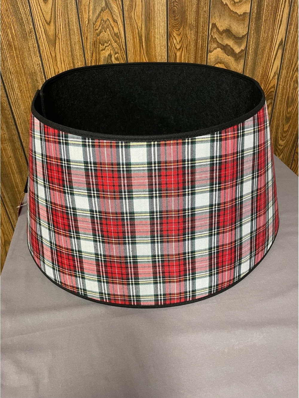 Wondershop NWT plaid Christmas tree collar